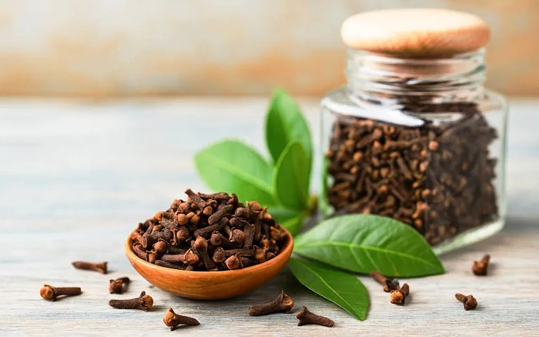 Cloves for Collagen Boosting Drink